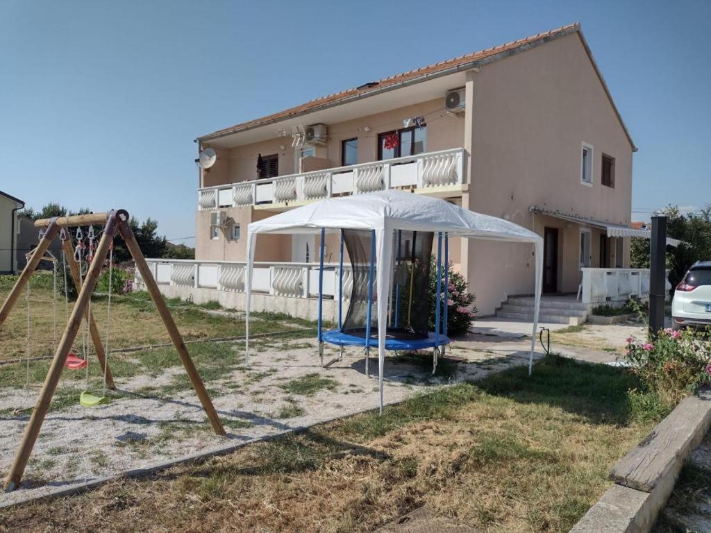 Gordana Apartmani Ljubač Kültér fotó